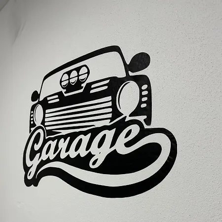 Esi #central With Garage شقة