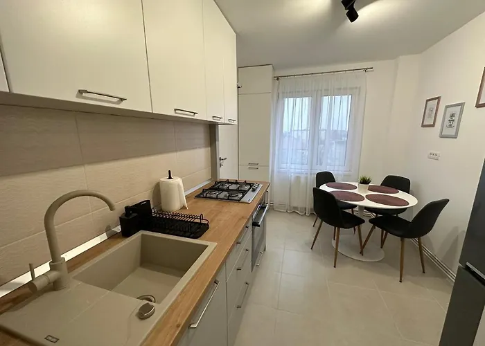 Esi #central With Garage