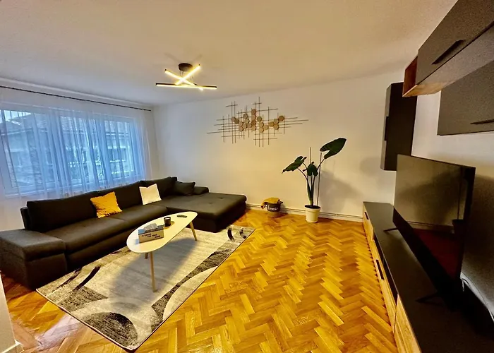 Esi #central With Garage Apartamento *